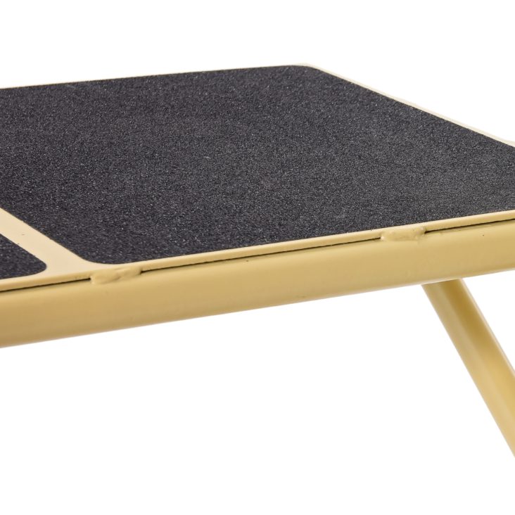 Textured Plyometric Surface